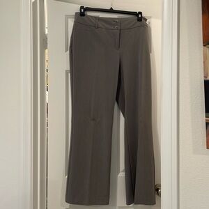 ALFANI size 10 gray pants - like new